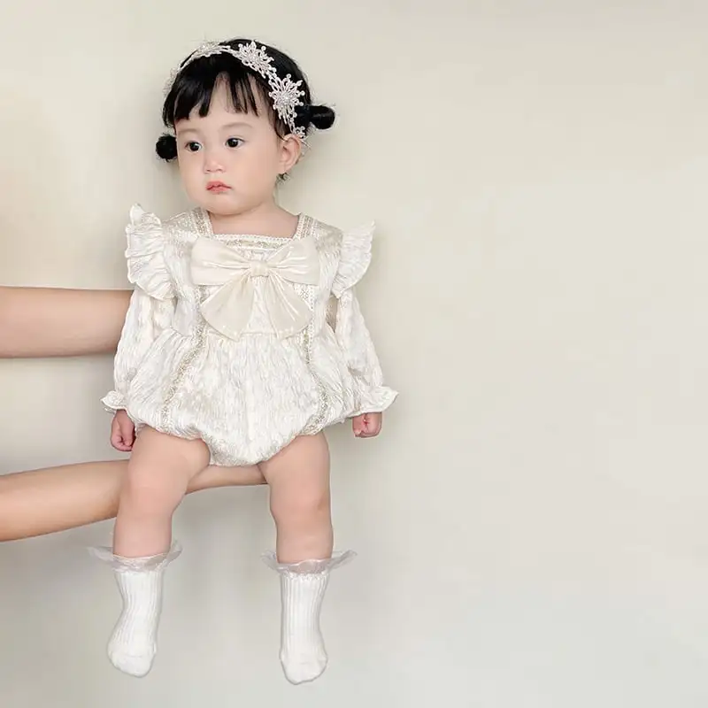 【66-90cm】春新作お姫様レースリボン付きロンパース
