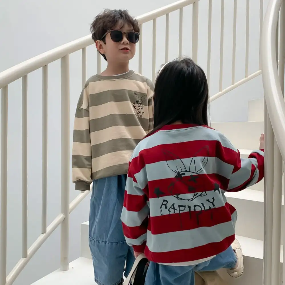 【80-140cm】春新作 ウサギバックプリント ボーダー トレーナー