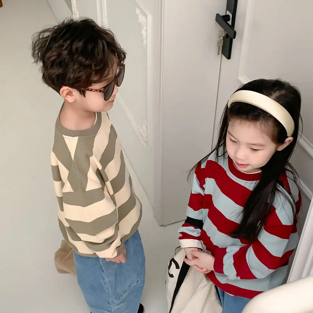 【80-140cm】春新作 ウサギバックプリント ボーダー トレーナー