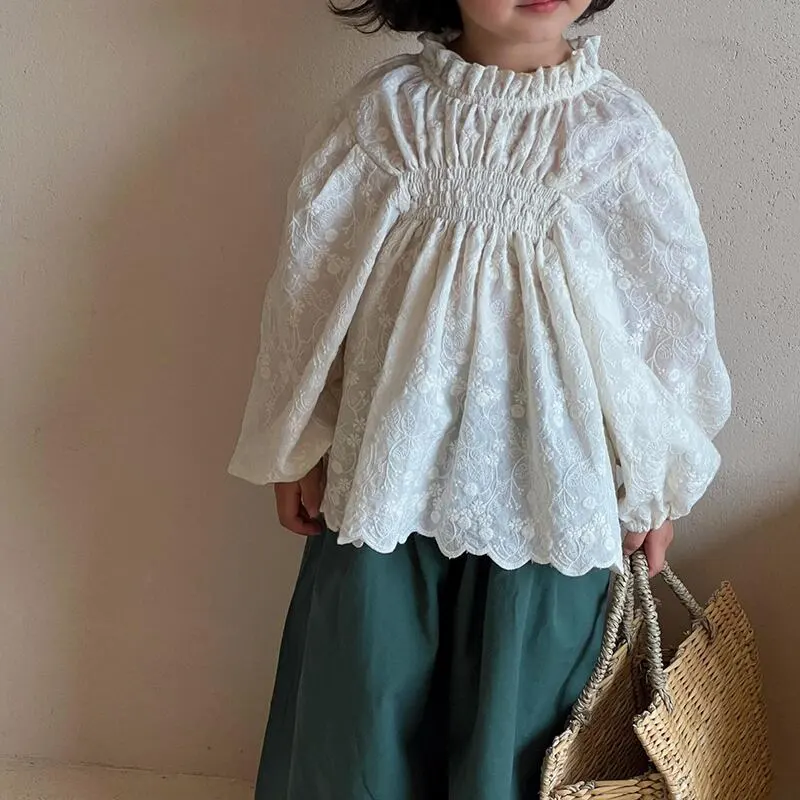【80-140】春新作つる柄刺繍レースキュートブラウス