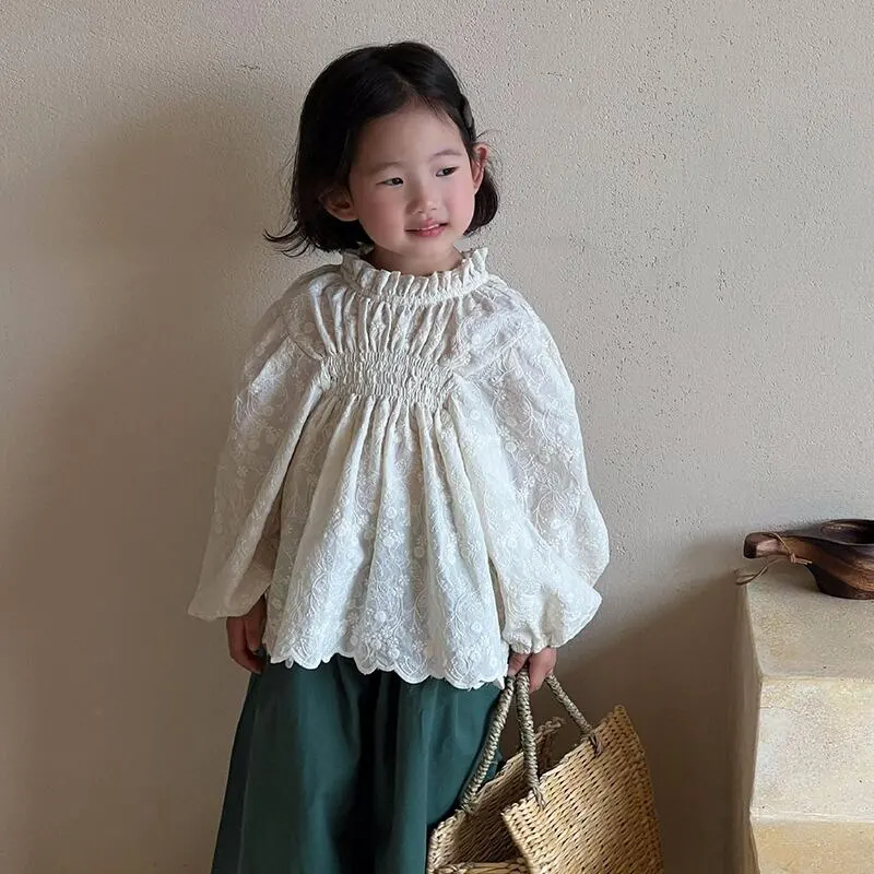 【80-140】春新作つる柄刺繍レースキュートブラウス