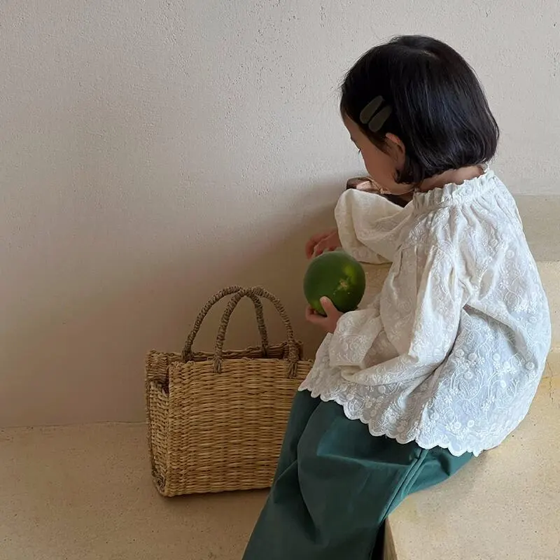 【80-140】春新作つる柄刺繍レースキュートブラウス