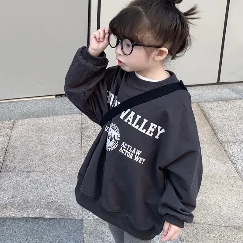 【100-160cm】人気上昇中  合わせやすい カジュアル  アルファベット 日常 おしゃれ 女の子 トレーナー