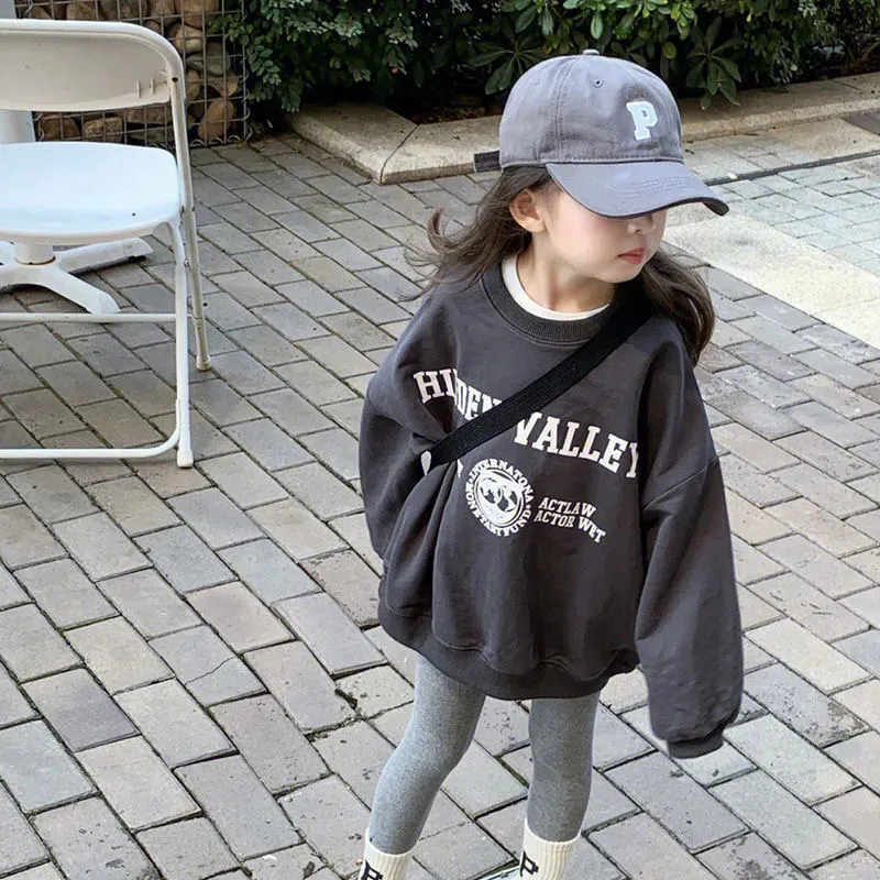 【100-160cm】人気上昇中  合わせやすい カジュアル  アルファベット 日常 おしゃれ 女の子 トレーナー