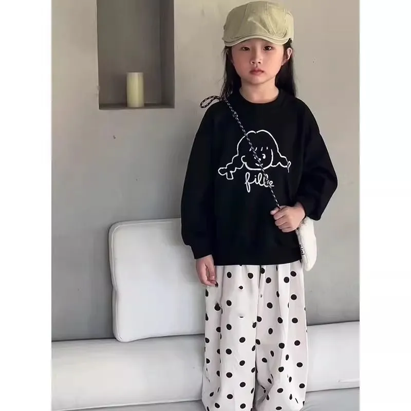 【100-160cm】人気上昇中 トレンド カートゥーン ラウンドネック 合わせやすい トレーナー