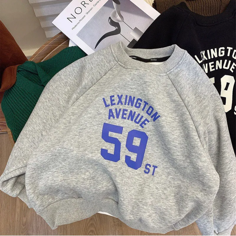 【73-130cm】着回し力抜群  カジュアル  合わせやすい  アルファベット 数学柄  男の子 トレーナー