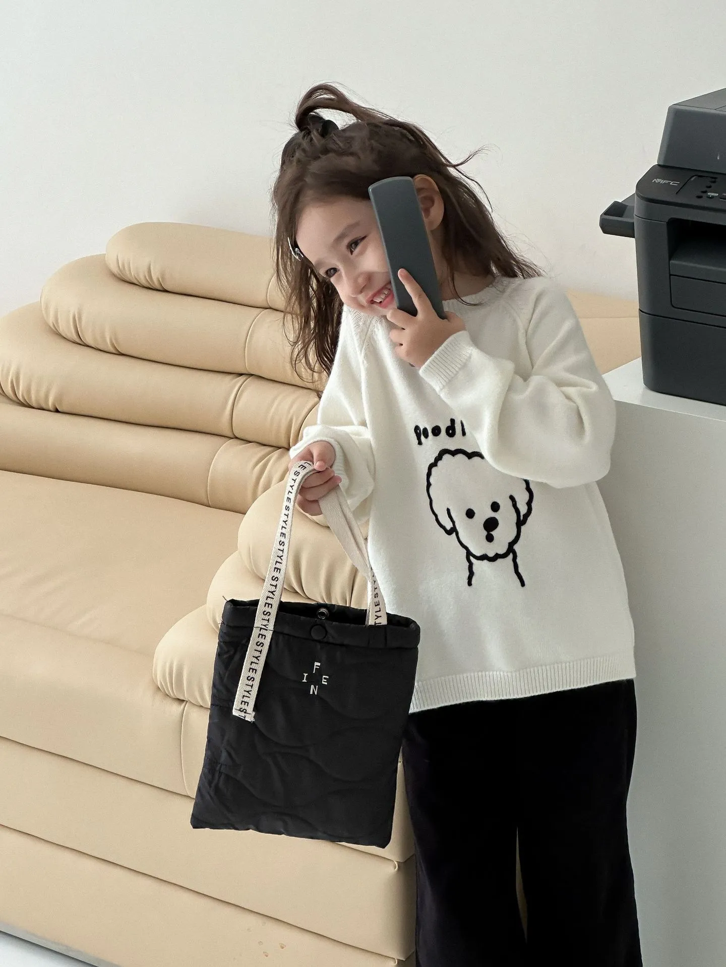 【90-150cm】着回し力抜群  シンプル  日常  合わせやすい  可愛い  犬柄  女の子  セーター