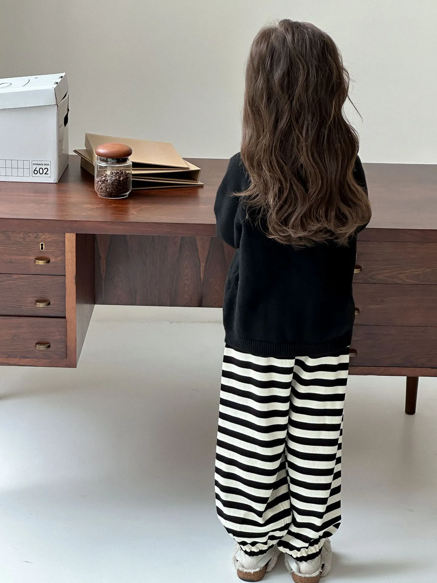 【90-150cm】着回し力抜群  シンプル  日常  合わせやすい  可愛い  犬柄  女の子  セーター