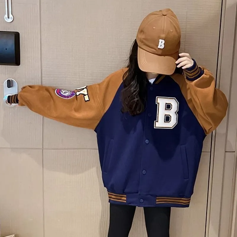 120-170 おしゃれ度高め 裏起毛 秋 冬 子供服 キッズ ジュニア 女の子 アルファベット アップリケ 配色 スタジャン アウター