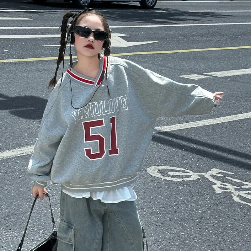 【120-170cm】人気上昇中 カジュアル ゆったり アルファベット Vネック 女の子 トレーナー