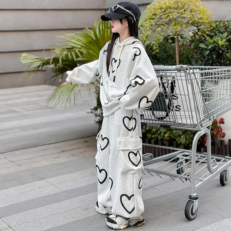 【120-170cm】二点セット カジュアル ストリート ハート柄 女の子 パーカー＋パンツ セットアップ