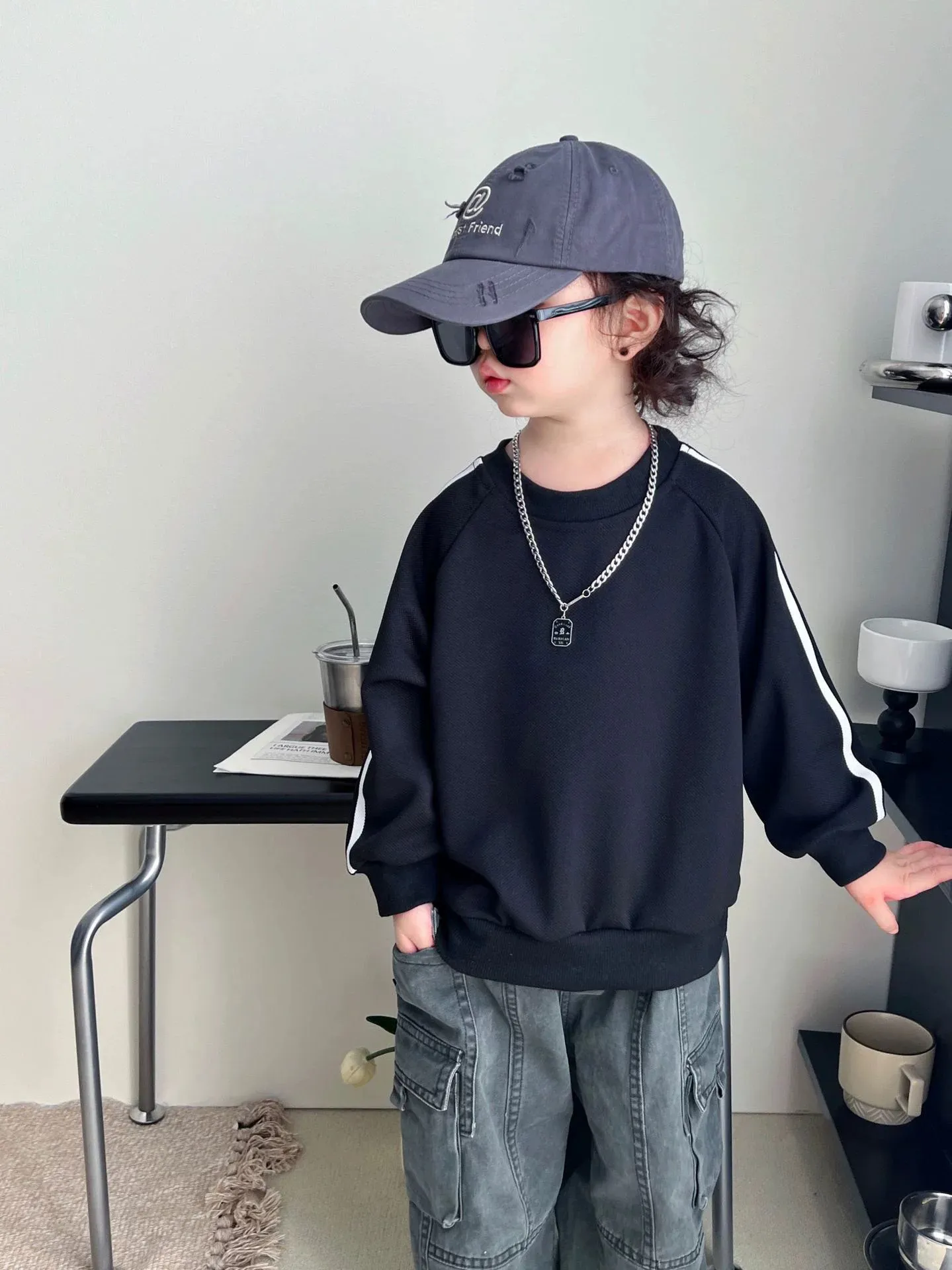 【90-150cm】毎日着たくなる おしゃれ カジュアル 合わせやすい ラウンドネック ルーズ トレーナー