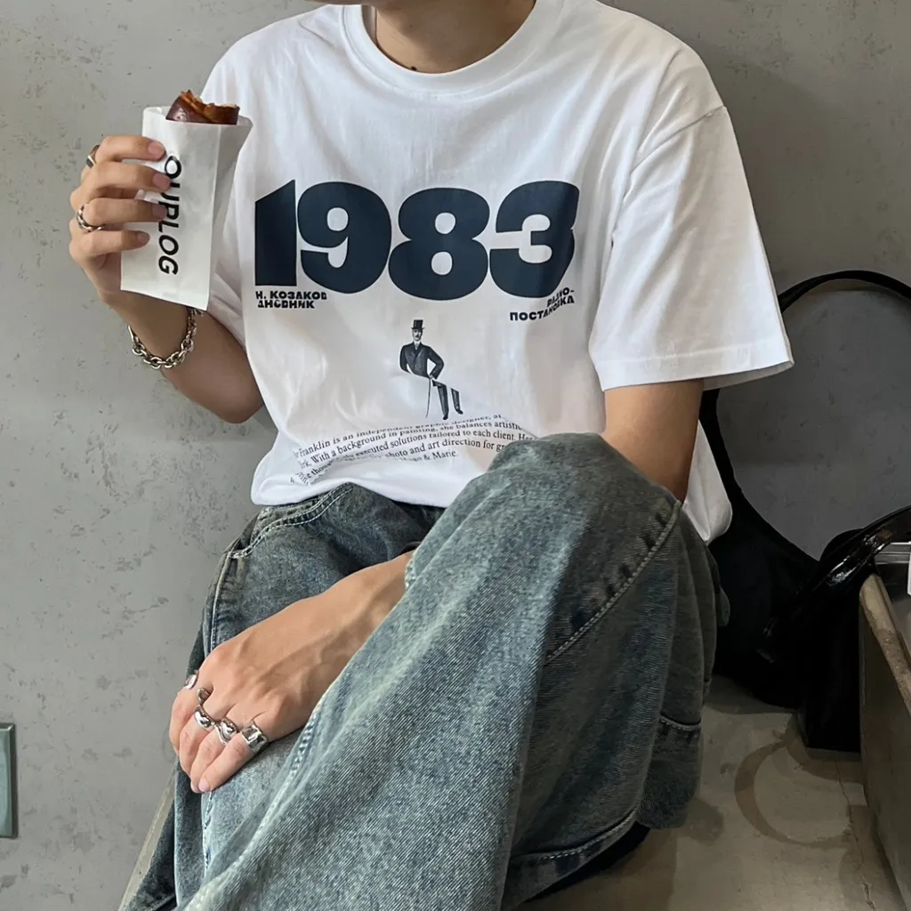 ユニセックス1983半袖Tシャツ