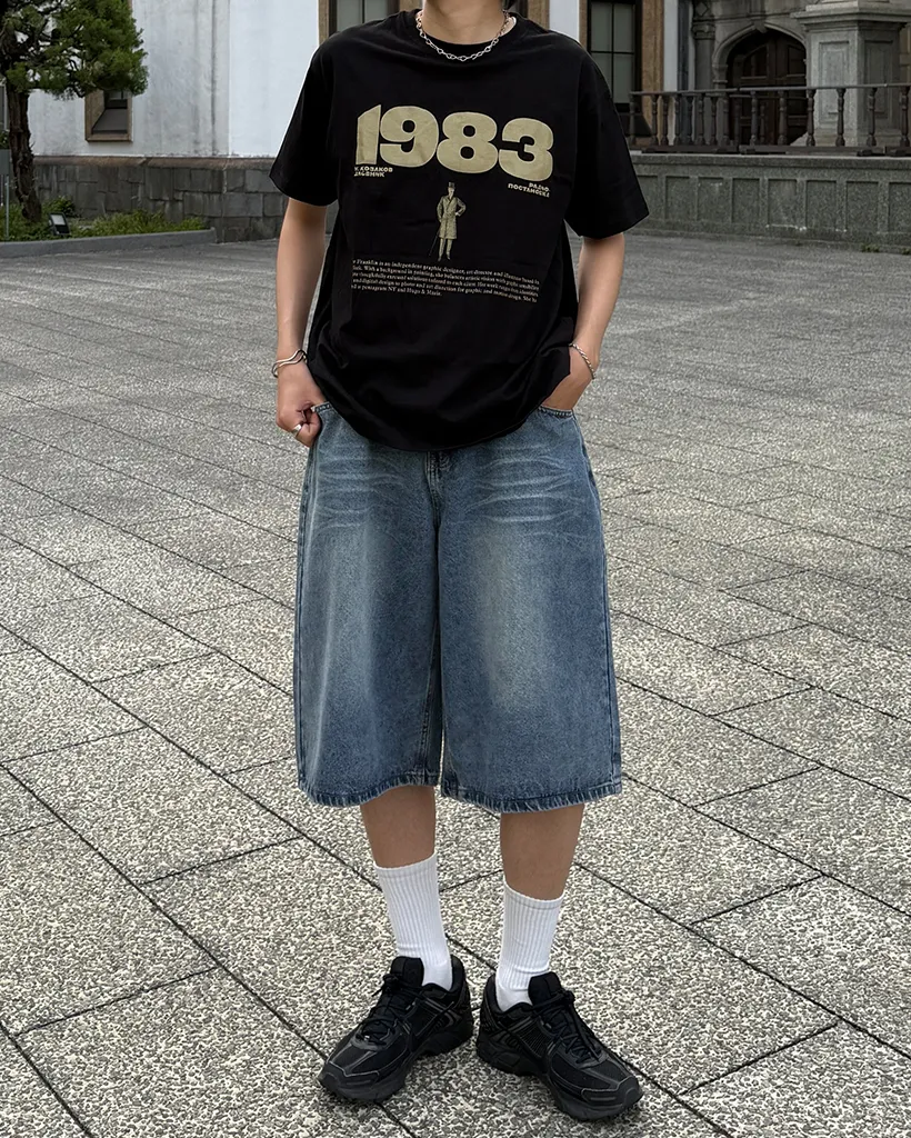 ユニセックス1983半袖Tシャツ