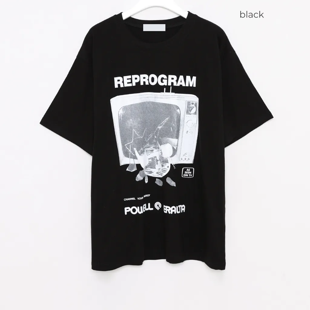 ユニセックスグラフィック半袖Tシャツ
