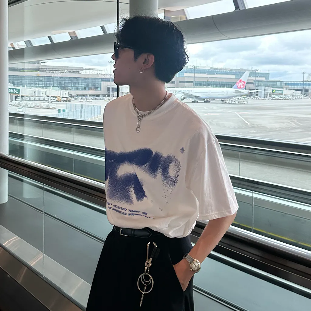 ユニーク半袖Tシャツ
