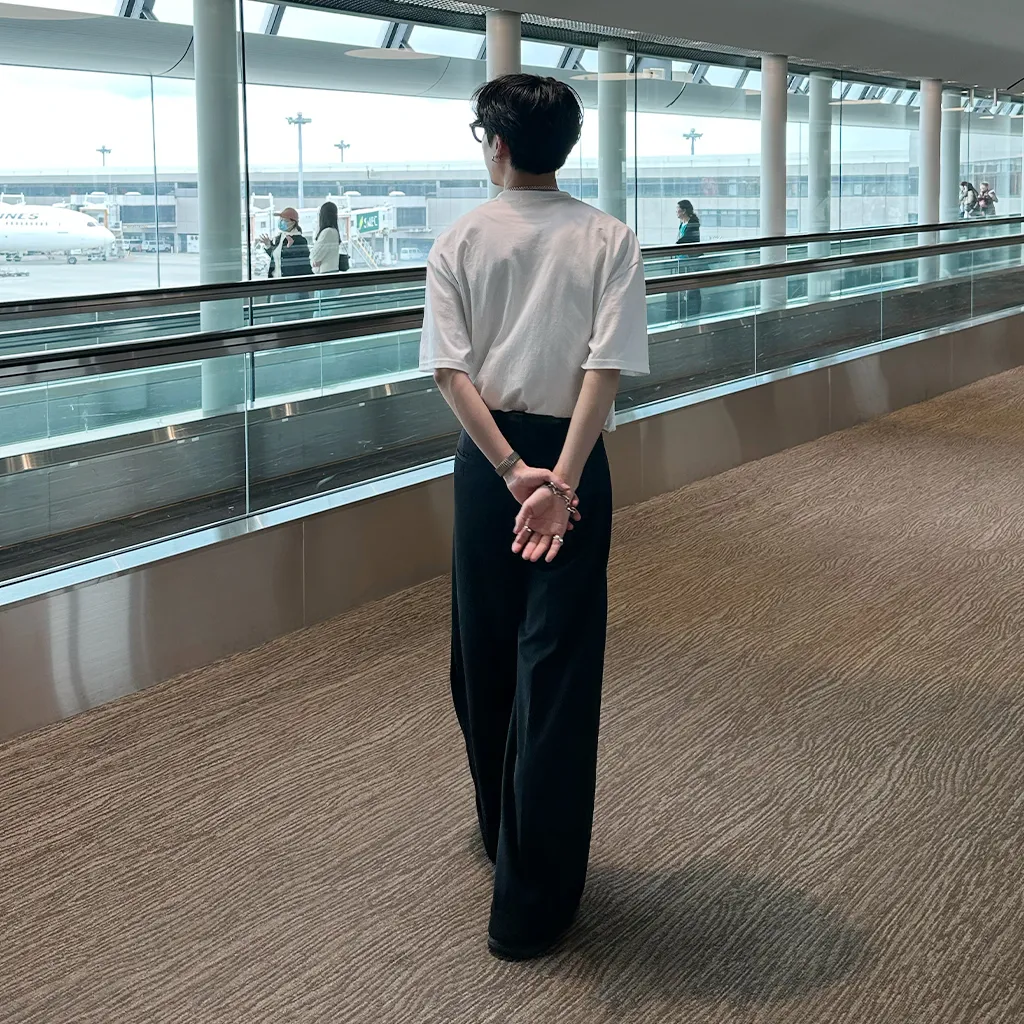 ユニーク半袖Tシャツ