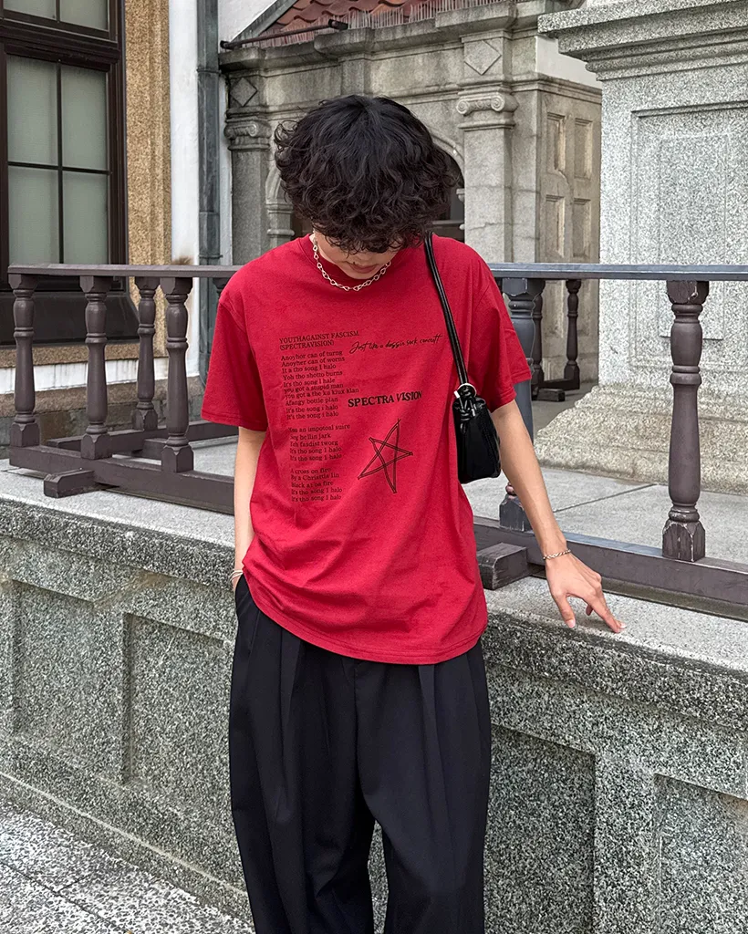 （ユニセックス）スターレタリングハーフＴシャツ