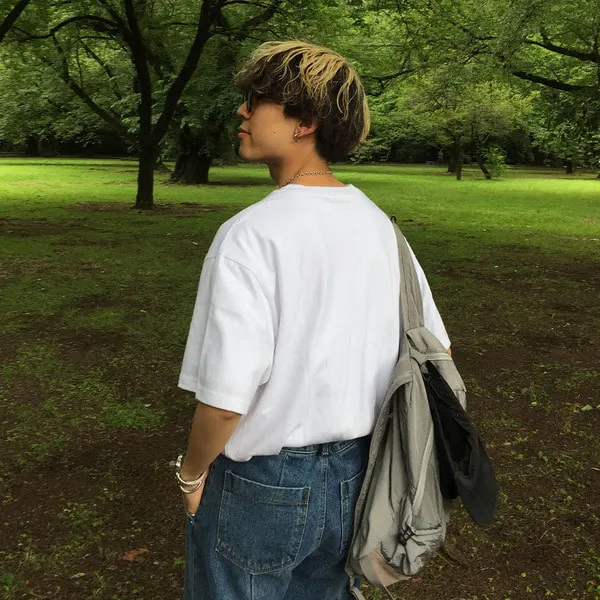 シンプルスクエアレタリング半袖Tシャツ