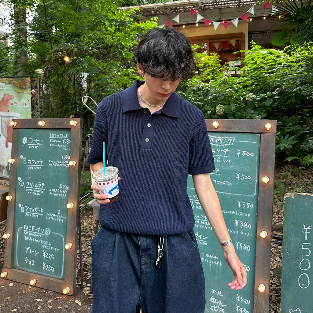 スリーボータン半袖カラーニット
