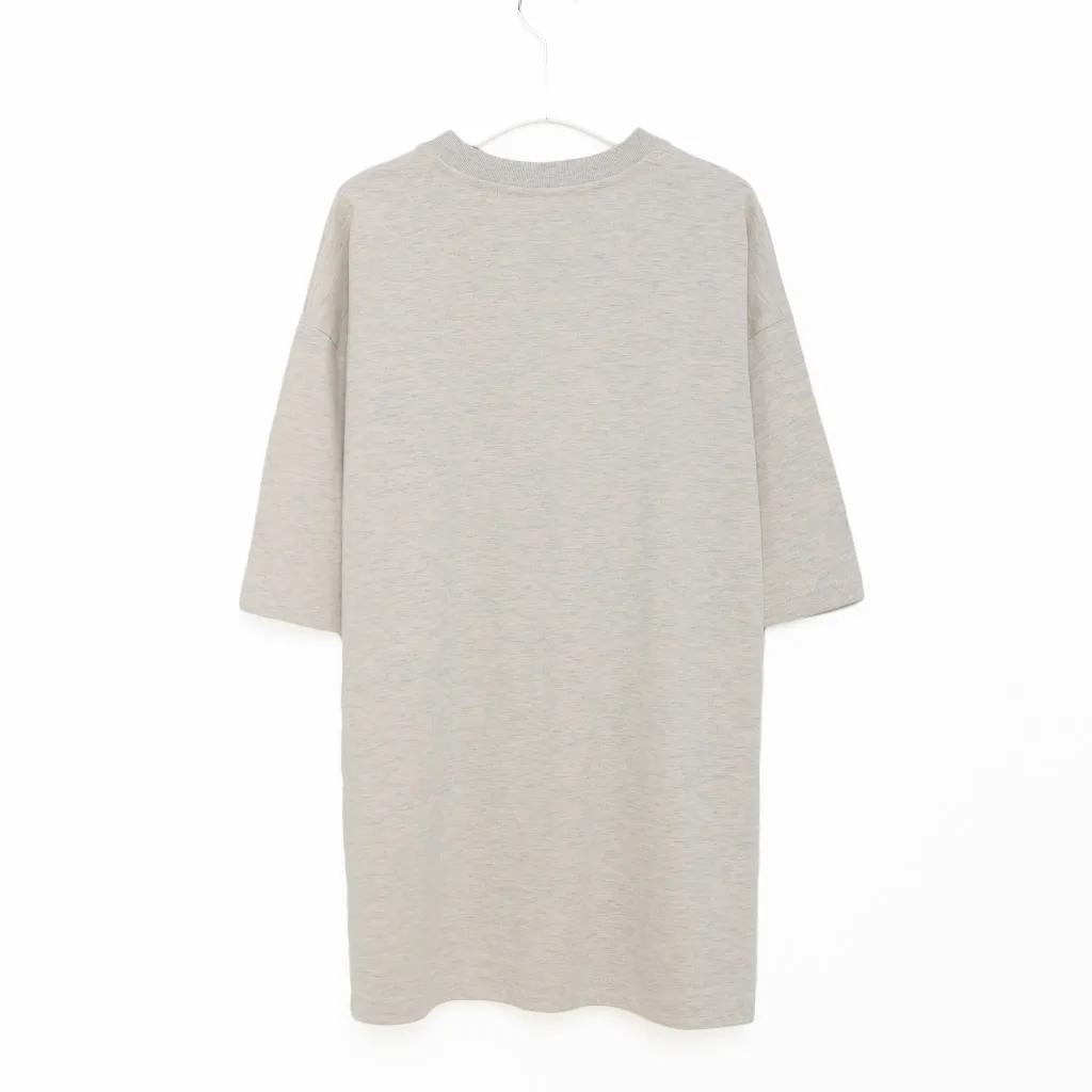 （ユニセックス）シンプルレタリングTシャツ