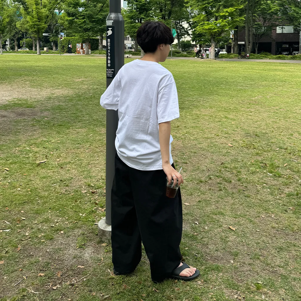 (ユニセックス) ハートスプレーポイント半袖Tシャツ