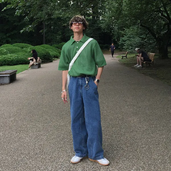 シンプル透かし編みカラーニット