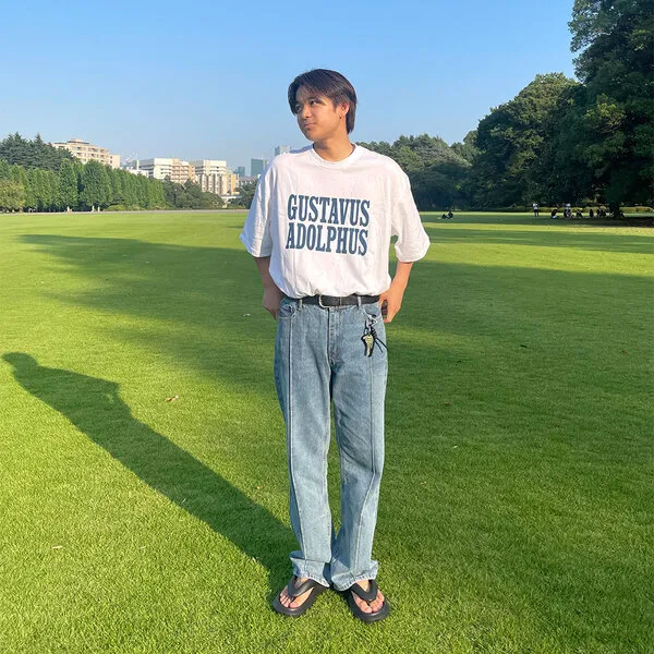 レタリングTシャツ