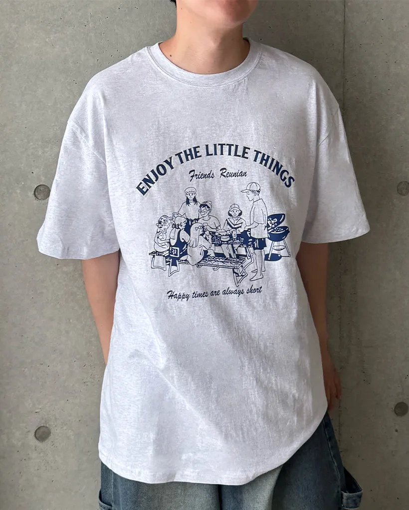 （ユニセックス）オーバーフィットプリント半袖Tシャツ