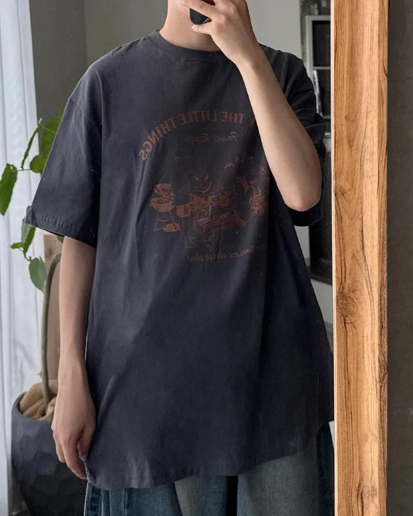 （ユニセックス）オーバーフィットプリント半袖Tシャツ