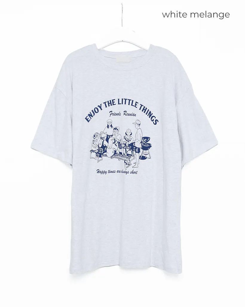 （ユニセックス）オーバーフィットプリント半袖Tシャツ