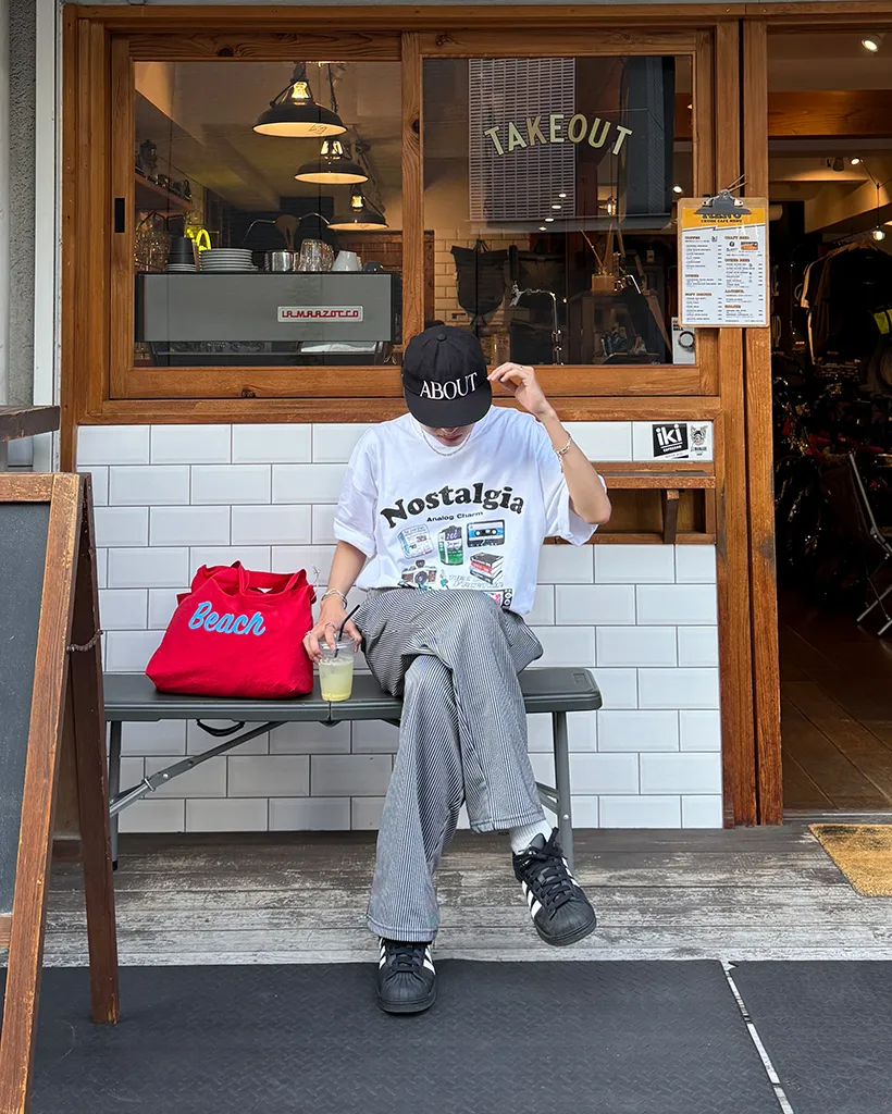グラフィックハーフＴシャツ