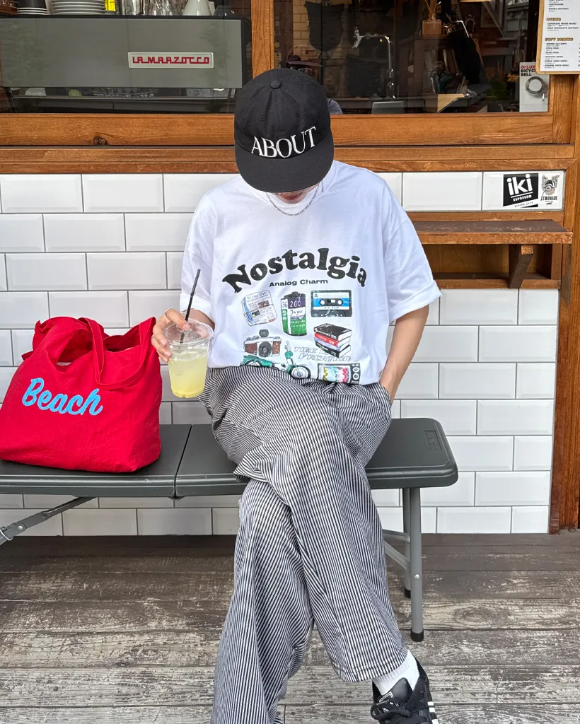 グラフィックハーフＴシャツ
