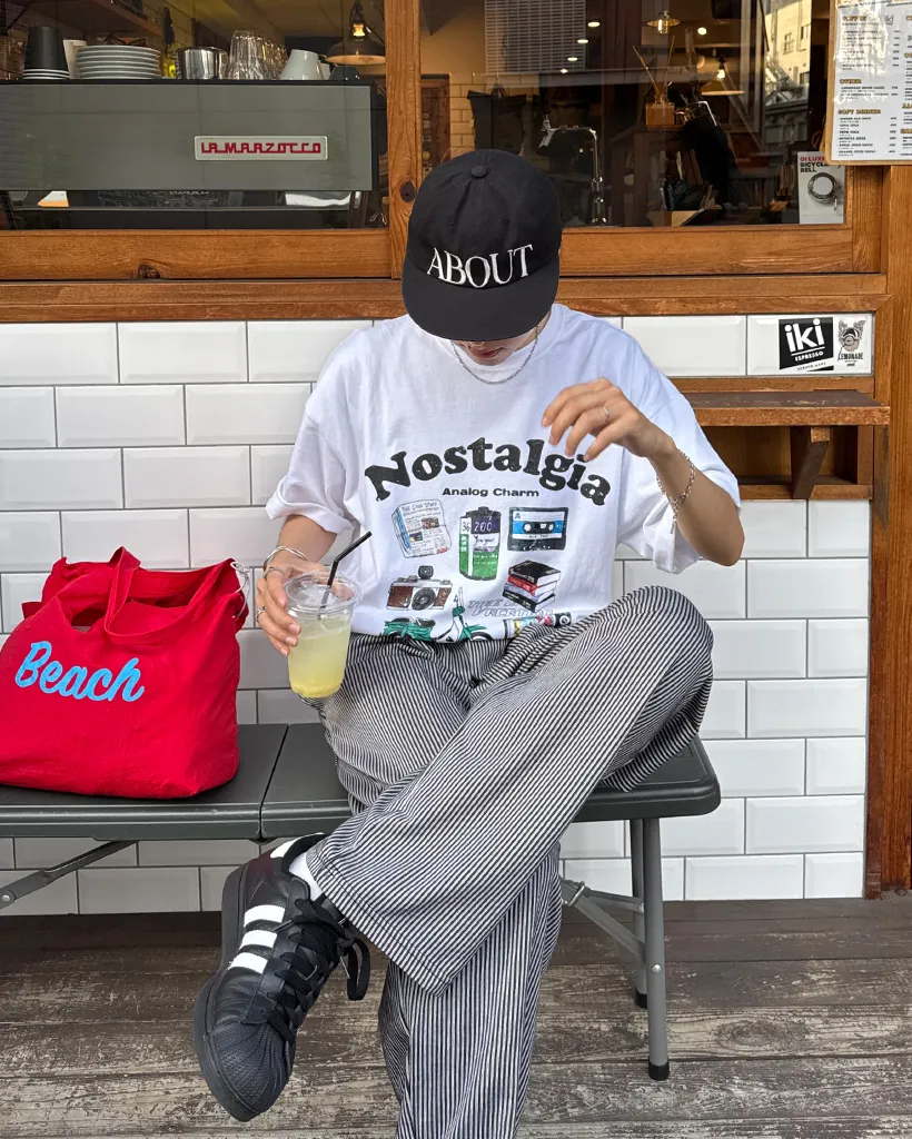 グラフィックハーフＴシャツ