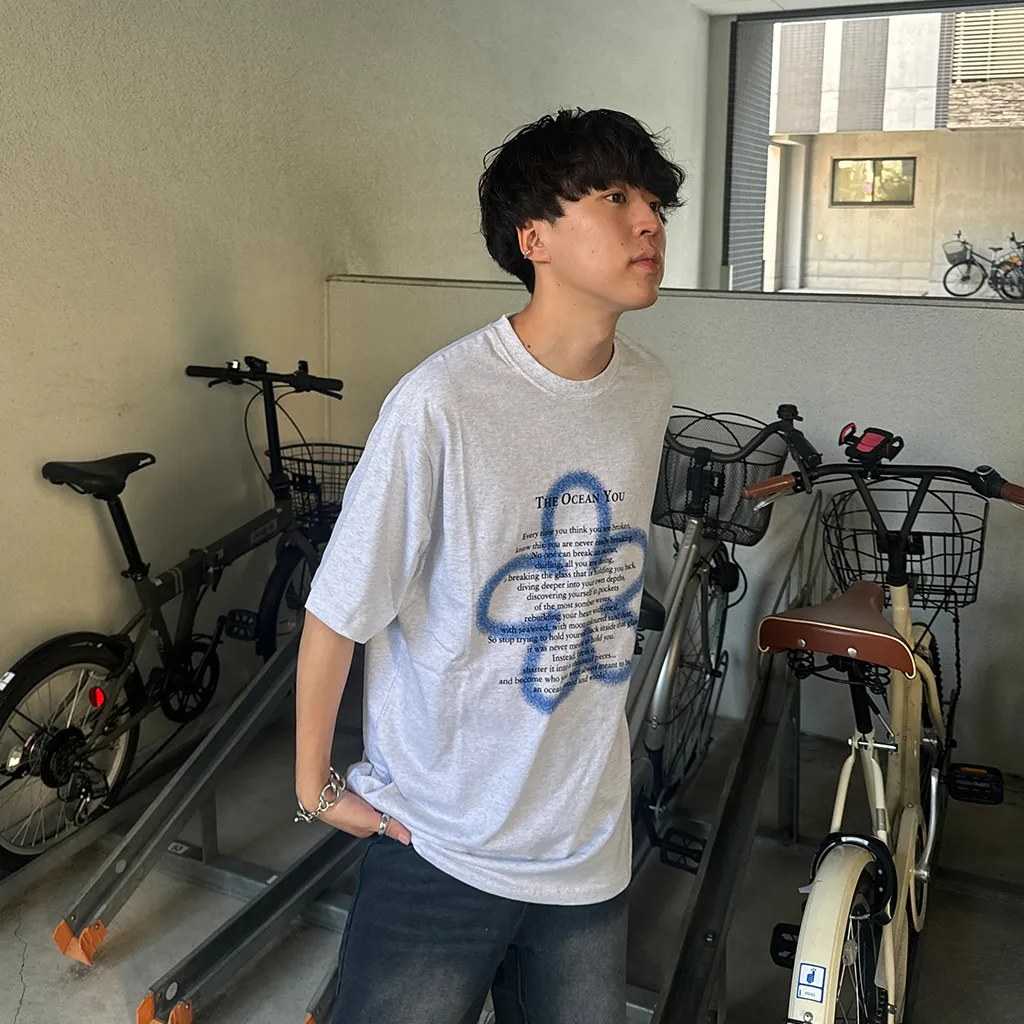 (ユニセックス) クローバ半袖Tシャツ