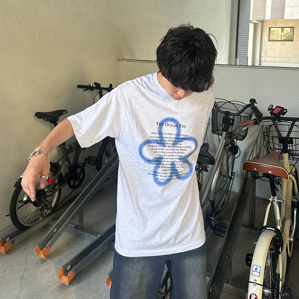 (ユニセックス) クローバ半袖Tシャツ