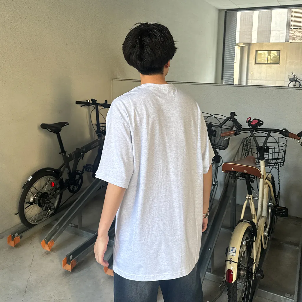 (ユニセックス) クローバ半袖Tシャツ
