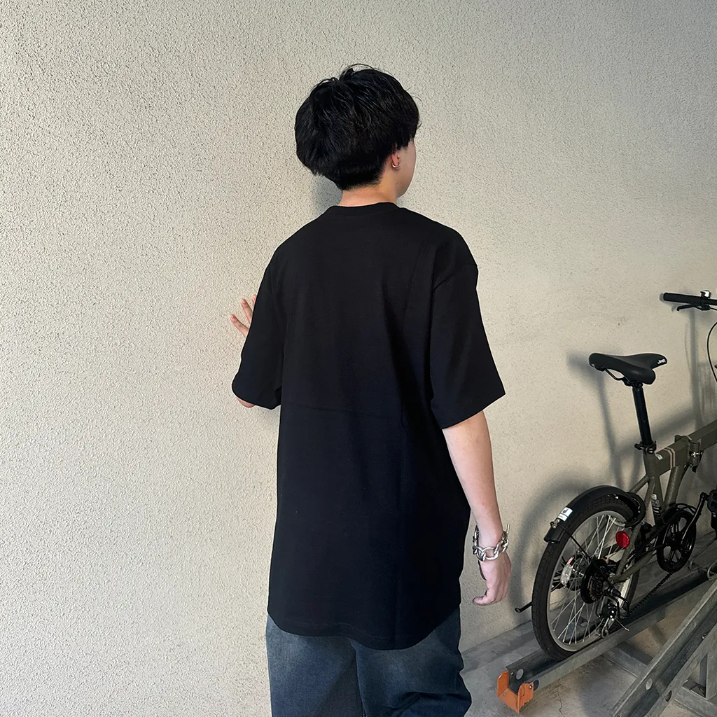 (ユニセックス) クローバ半袖Tシャツ