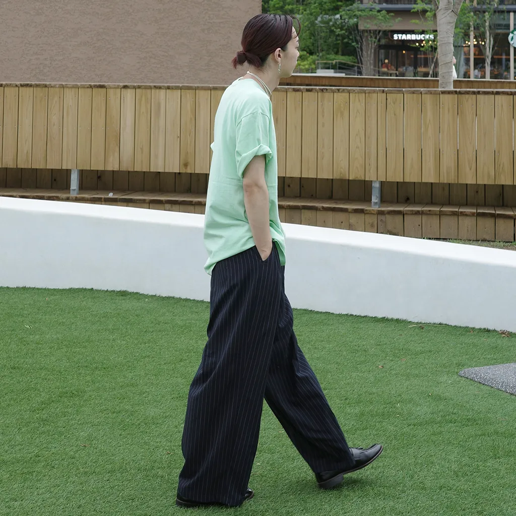 ストライプストレートスラックス