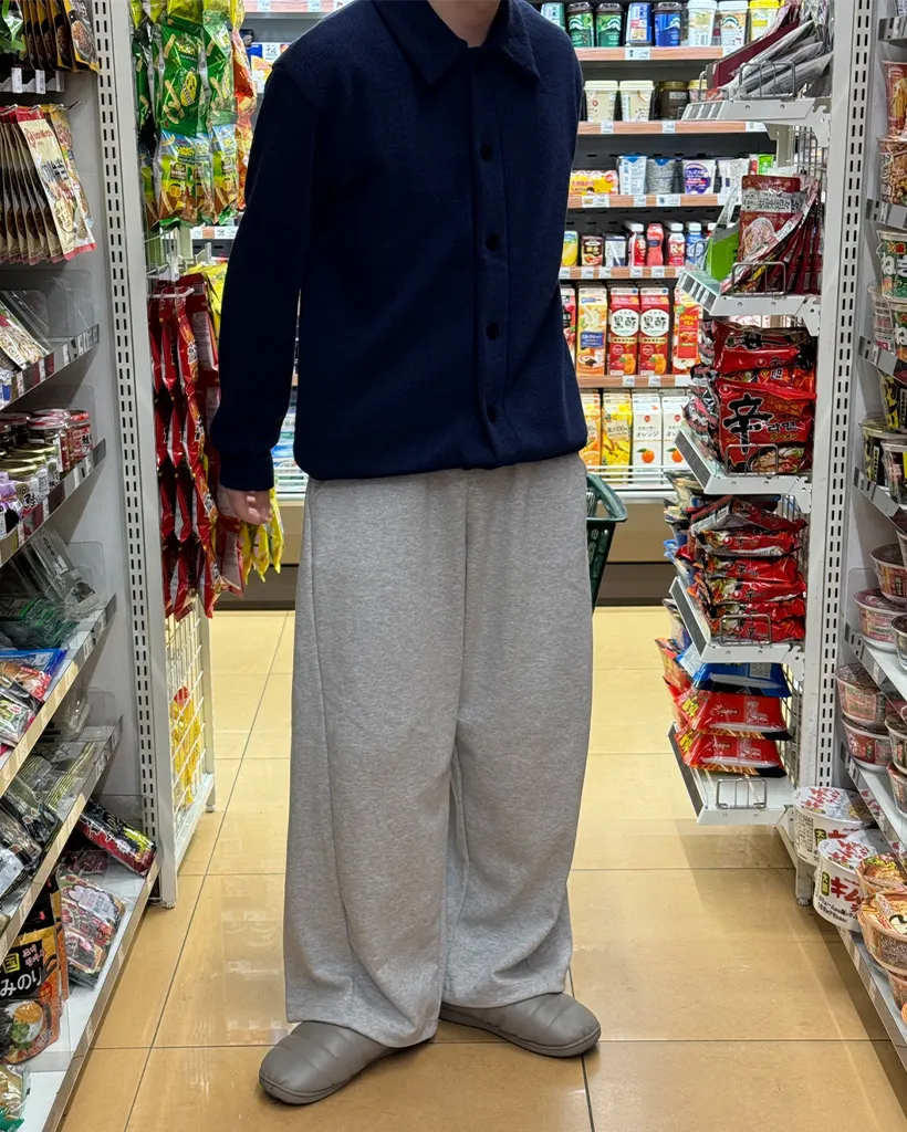 サイドピンタックバルーンフィットスウェットパンツ