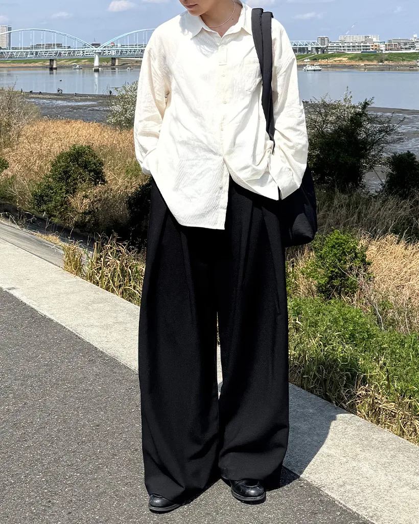 インバーテッドタックワイドスラックス