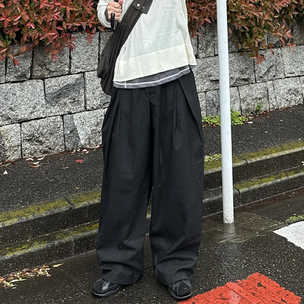 タックデザインワイドスラックス