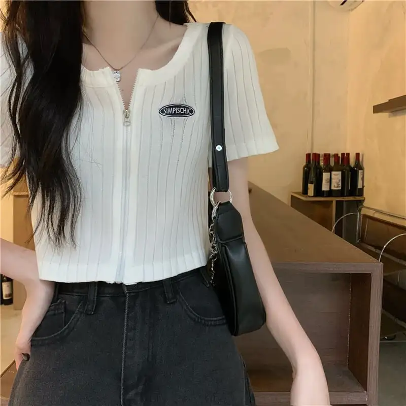 トップス Tシャツ ファッション 半袖 ブラック ホワイト レッド パープル グレー