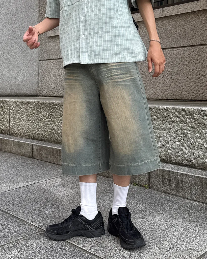 ヒゲウォッシュデニムフレアクロップドパンツ