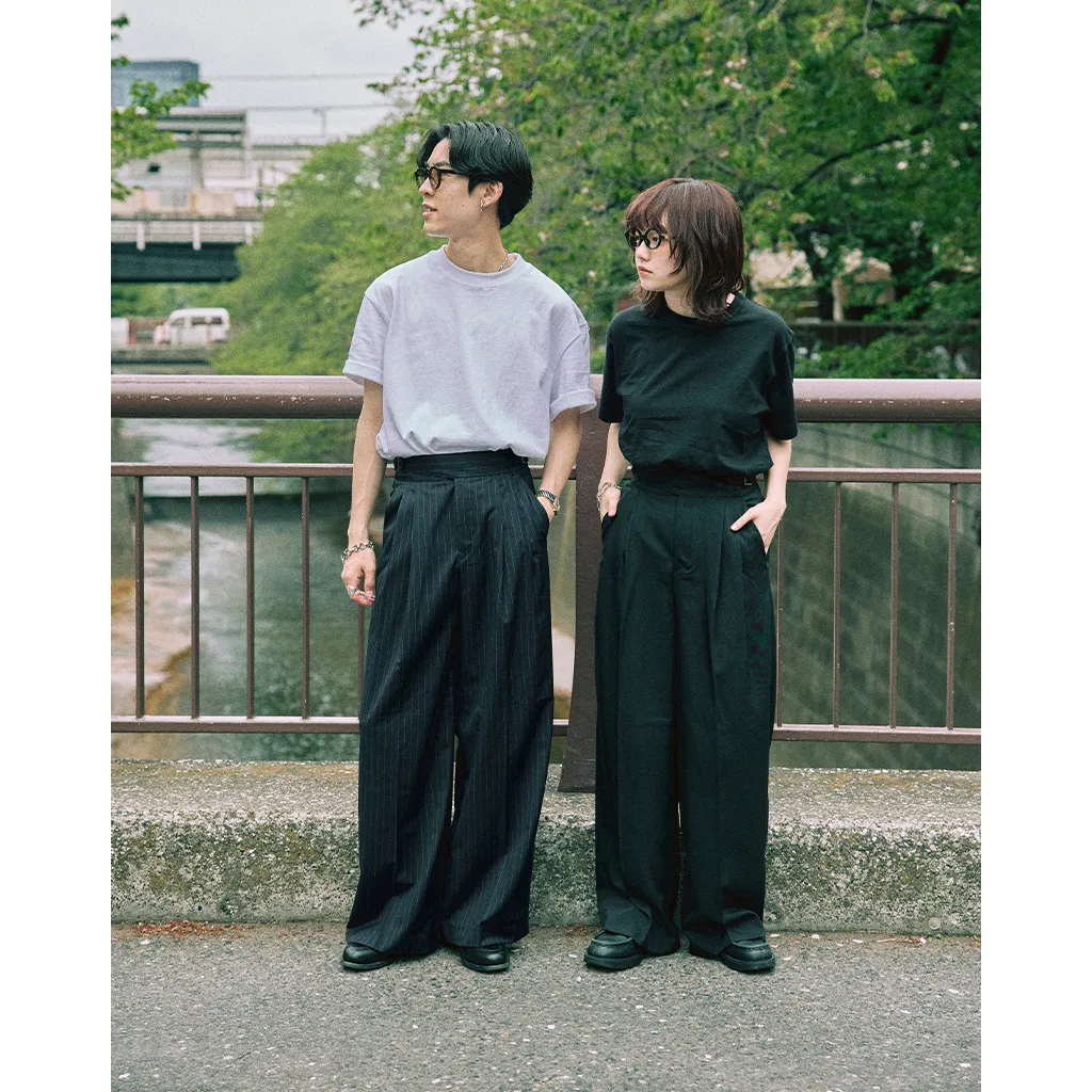 ピンタックグルカパンツ