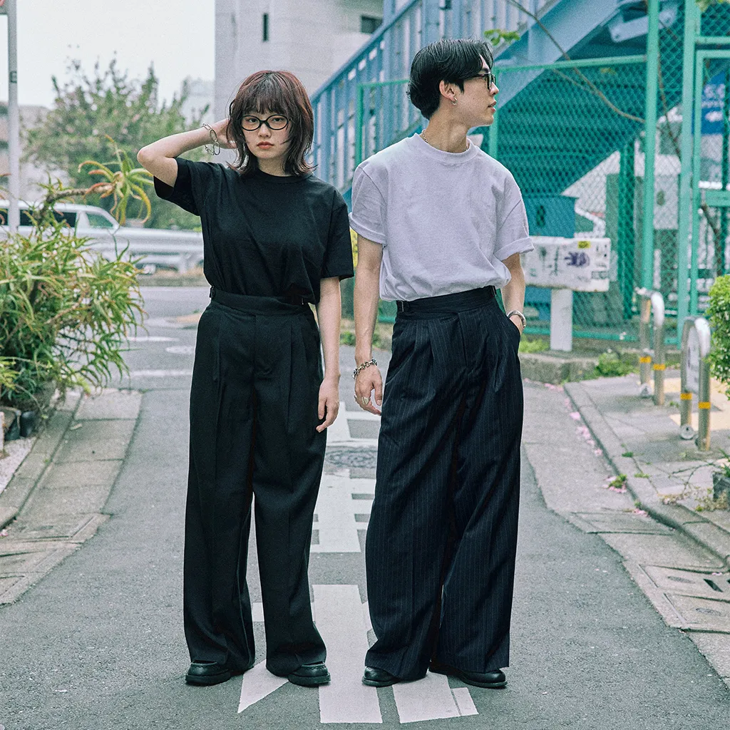 ピンタックグルカパンツ