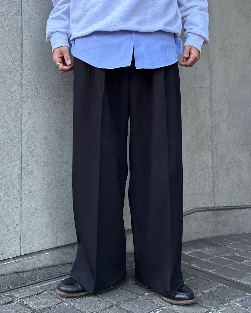 スリータックワイドスラックス
