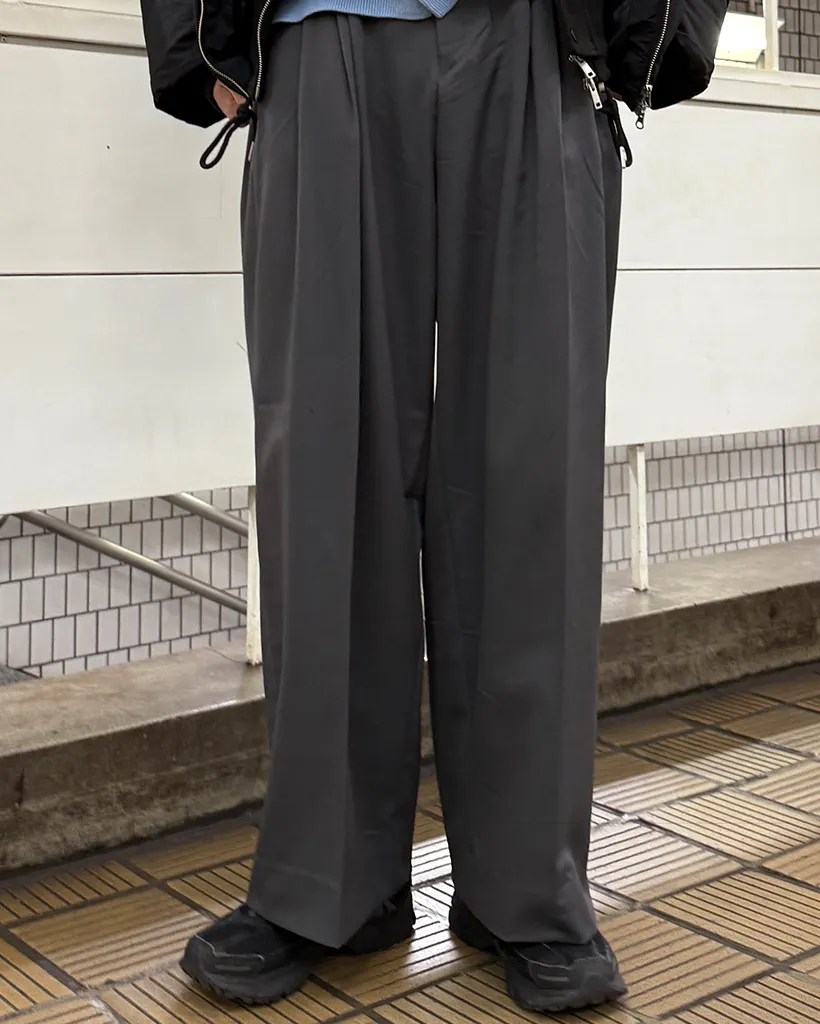 スリータックワイドスラックス