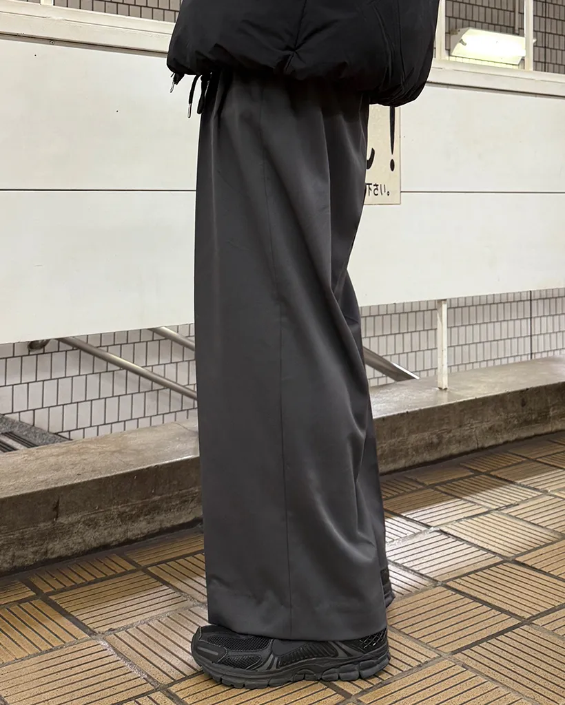 スリータックワイドスラックス