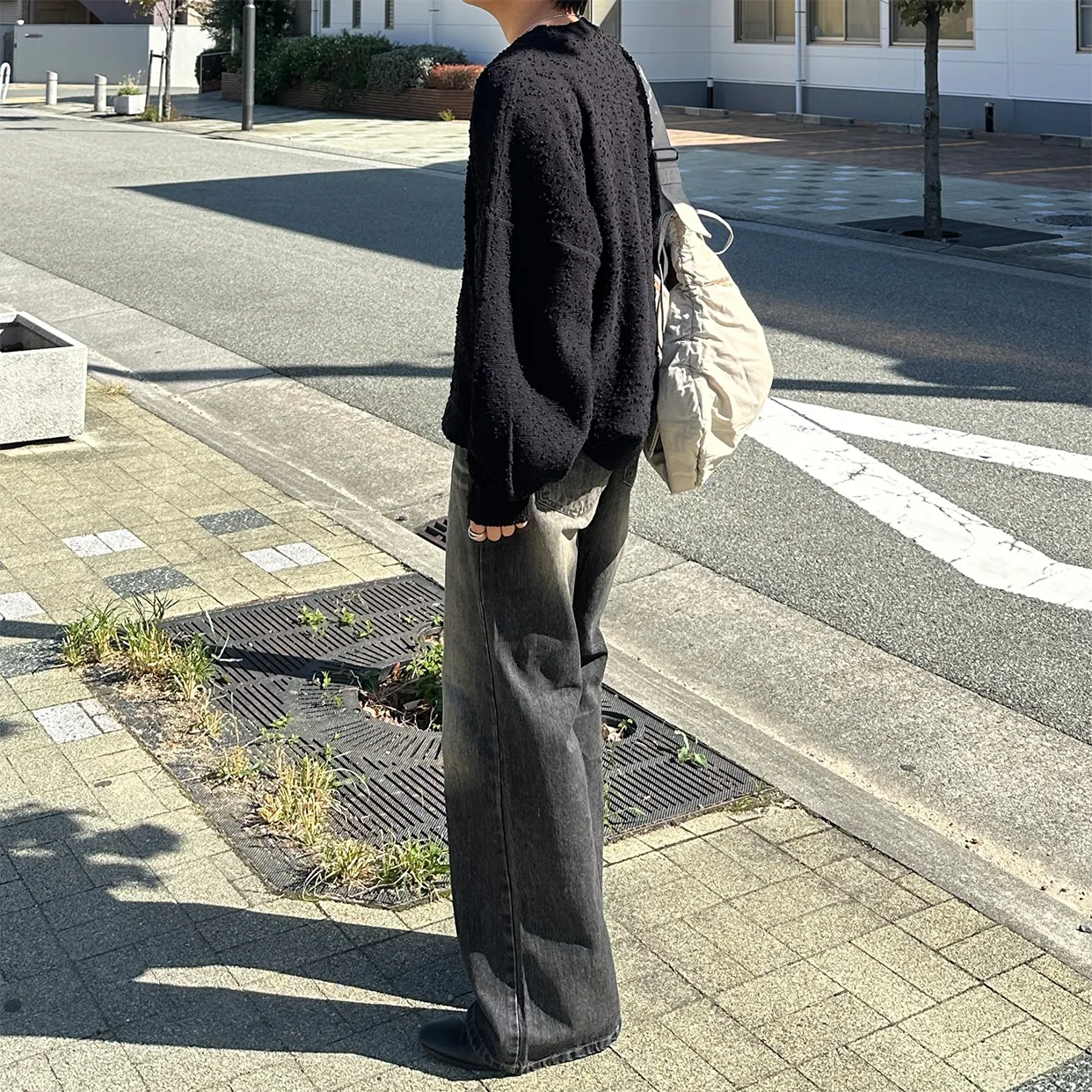 (ユニセックス) ヴィンテージブラックフレアデニム